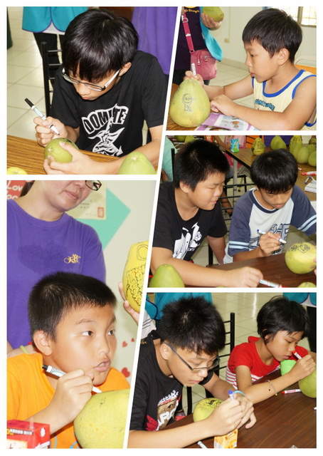 院童熱情參與當天活動，專心彩繪柚子。